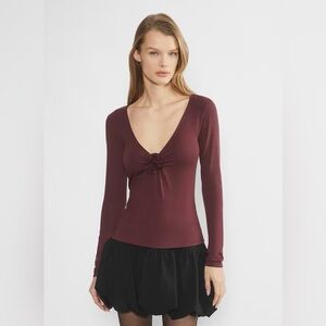 Aritzia - Wilfred Bloom Long Sleeve Top